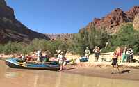 Boaters setting up camp.